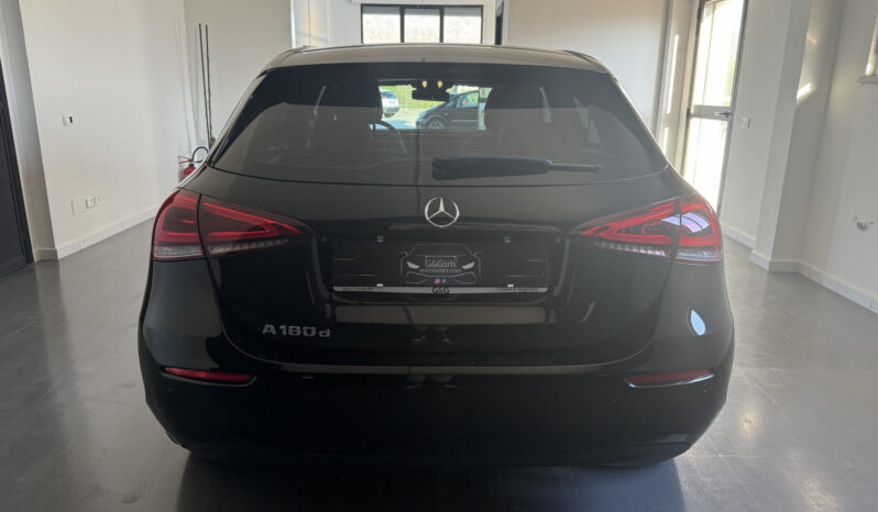 
Mercedes-Benz Classe A 180D Auto full									