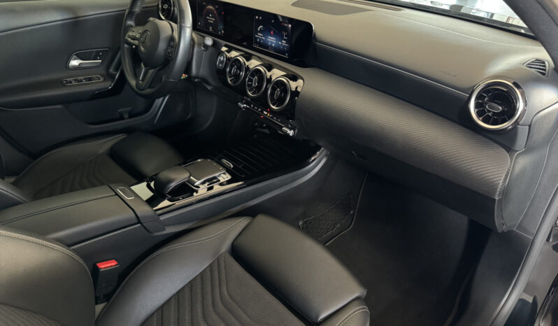 
Mercedes-Benz Classe A 180D Auto full									