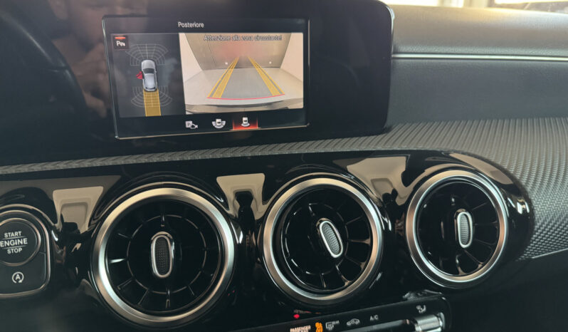 
Mercedes-Benz Classe A 180D Auto full									