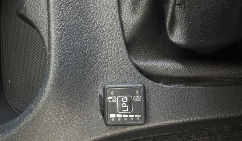 
Daihatsu Terios 1.3 4WD SX GPL full									