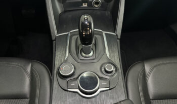 
Alfa Romeo Stelvio B-Tech 2.2 Q4 full									