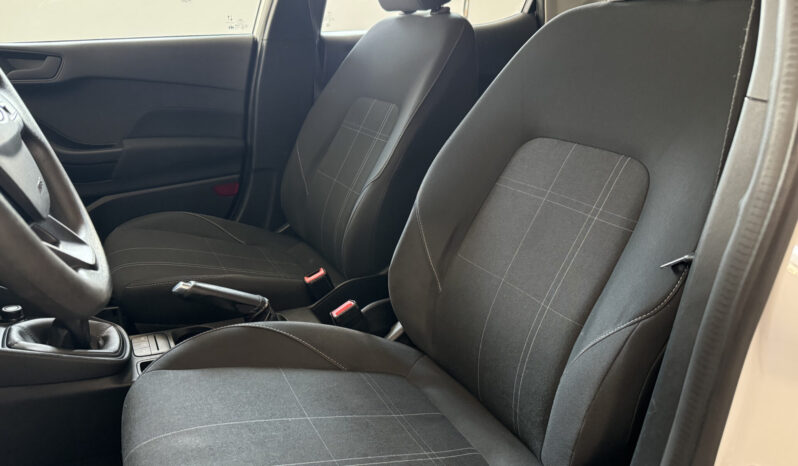 
Ford Fiesta 1.5 EcoBlue full									