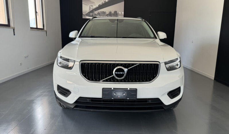 
Volvo XC40 D3 GearTronic 2.0 full									