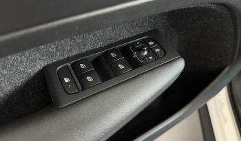 
Volvo XC40 D3 GearTronic 2.0 full									