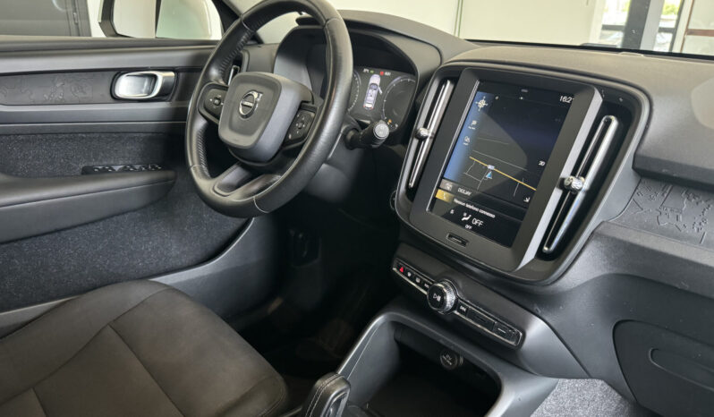 
Volvo XC40 D3 GearTronic 2.0 full									