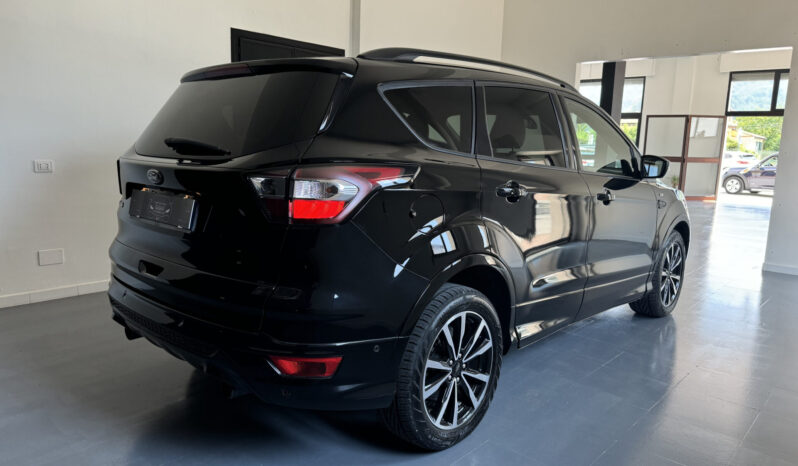 
Ford Kuga St-Line 1.5 TDCi full									
