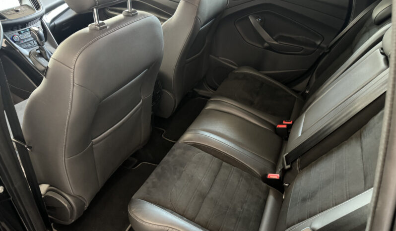 
Ford Kuga St-Line 1.5 TDCi full									