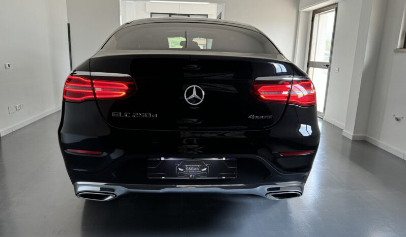
Mercedes-Benz GLC Coupé 250D 4Matic full									