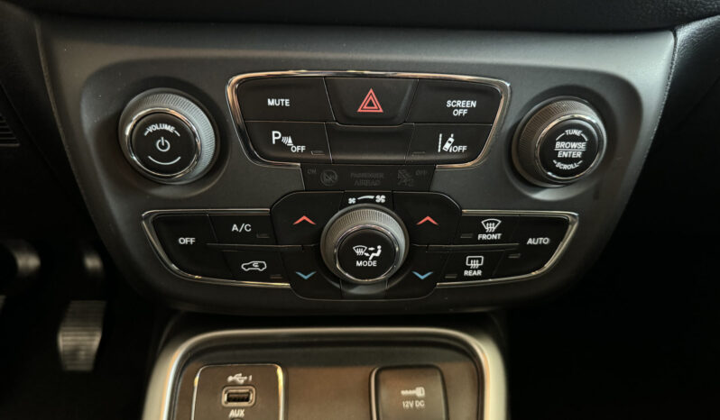 
Jeep Compass 1.6 Mjet full									