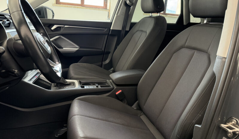 
Audi Q3 TDi Quattro 2.0 full									