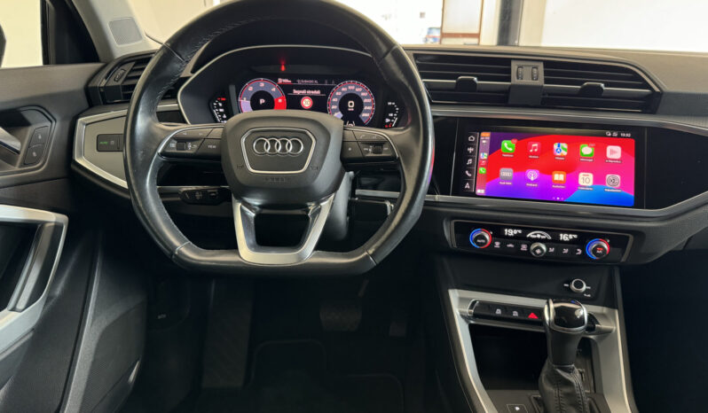 
Audi Q3 TDi Quattro 2.0 full									