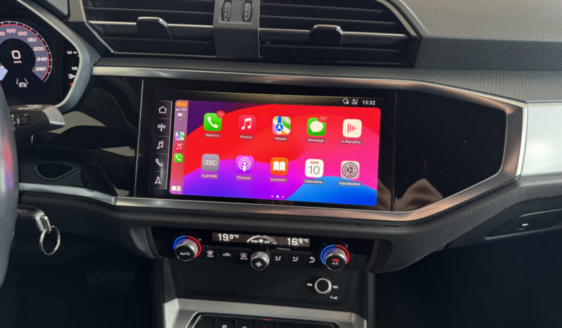 
Audi Q3 TDi Quattro 2.0 full									