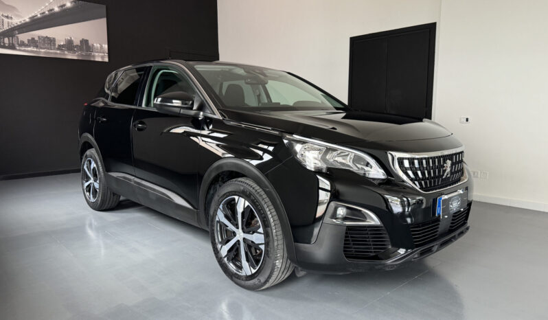 
Peugeot 3008 Blue HDi 130 CV full									