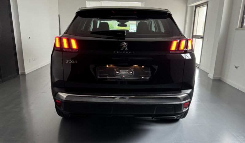 
Peugeot 3008 Blue HDi 130 CV full									