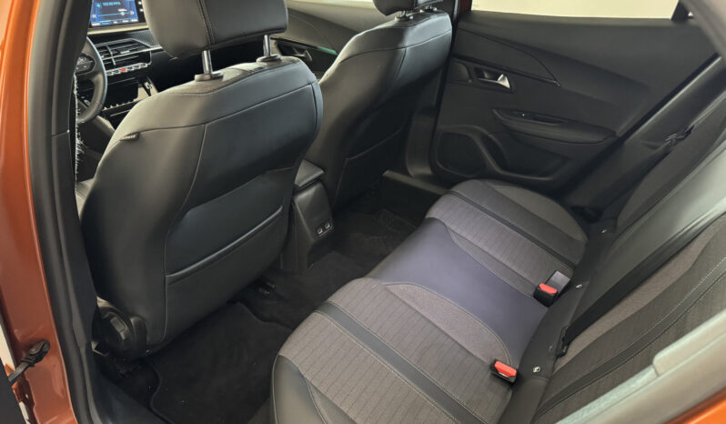 
Peugeot 2008 BlueHDi Allure-2021 full									