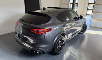 
Alfa Romeo Stelvio Quadrifoglio 2.9 V6 510CV full									