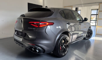 
Alfa Romeo Stelvio Quadrifoglio 2.9 V6 510CV full									