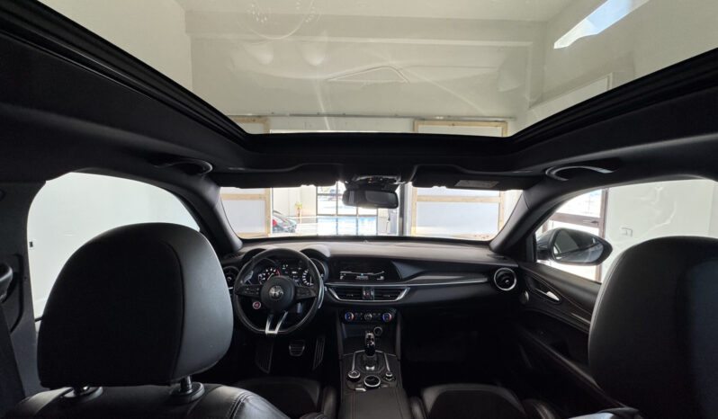 
Alfa Romeo Stelvio Quadrifoglio 2.9 V6 510CV full									