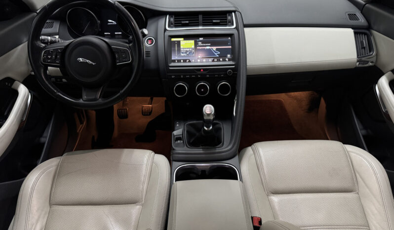 
Jaguar E-Pace 2.0D 150CV full									