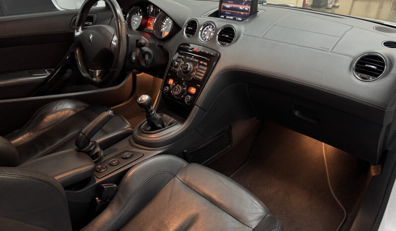 
Peugeot RCZ 2.0 HDi 163CV full									