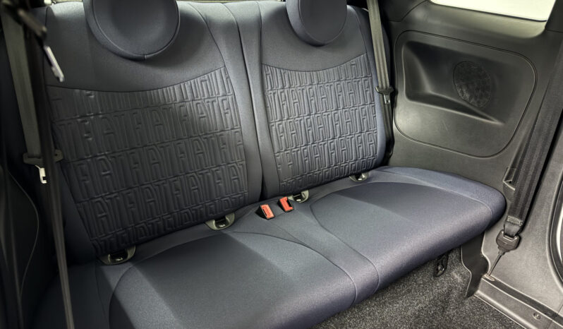 
Fiat 500 1.0 Hybrid full									