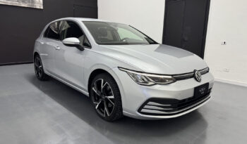 
Volkswagen Golf 8 2.0 TDi full									