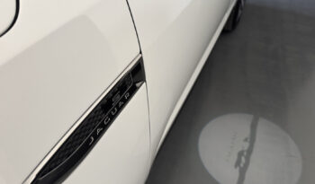 
Jaguar E-Pace 2.0D 150CV full									