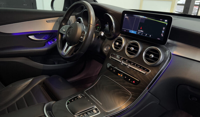 
Mercedes-Benz GLC Coupé 300D 4Matic Premium full									