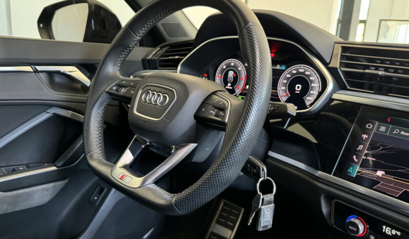 
Audi Q3 Sportback S-Line S Tronic full									