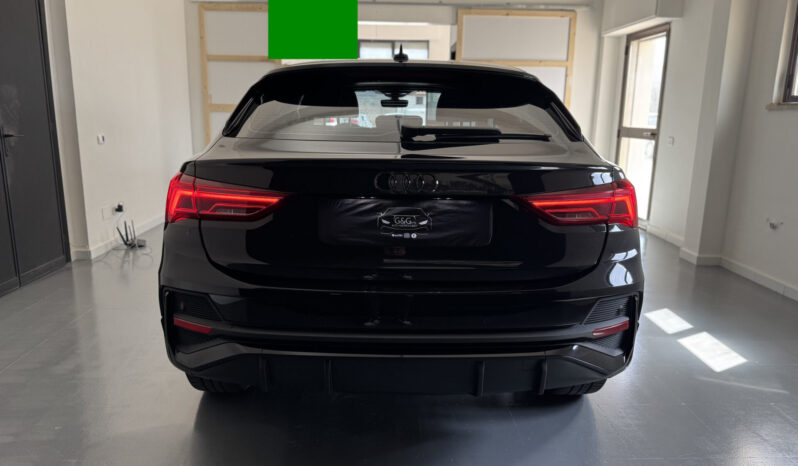 
Audi Q3 Sportback S-Line S Tronic full									