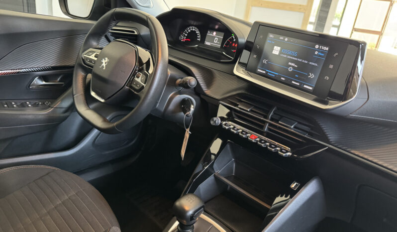 
Peugeot 2008 PureTech Active Pack full									