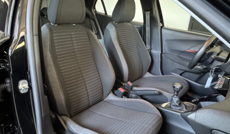 
Peugeot 2008 PureTech Active Pack full									