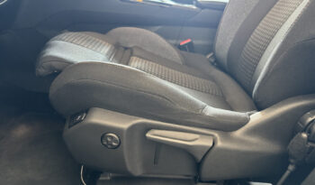 
Peugeot 3008 BlueHDi Eat8 Active Pack full									