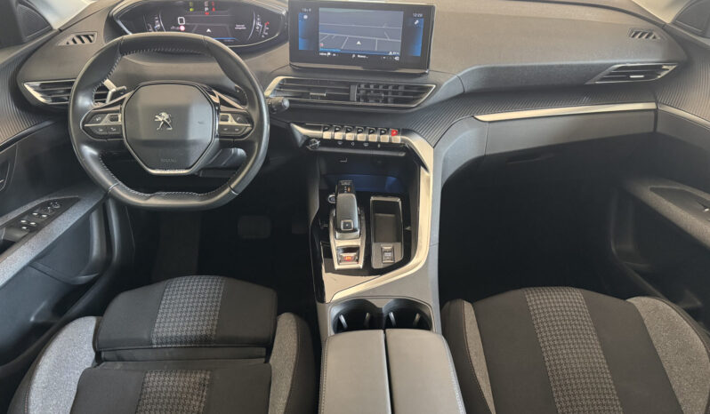 
Peugeot 3008 BlueHDi Eat8 Active Pack full									