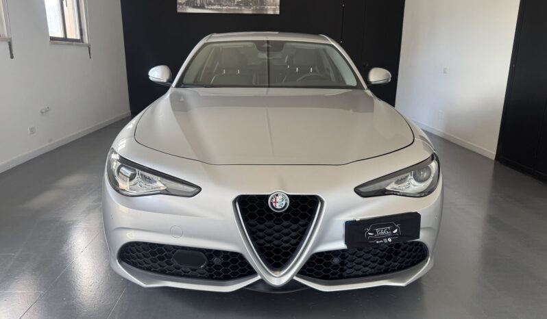 
Alfa Romeo Giulia 2.2 TD Q4 Veloce full									