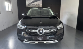 
Mercedes-Benz GLA 200d Automatic full									