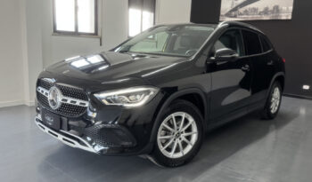 
Mercedes-Benz GLA 200d Automatic full									