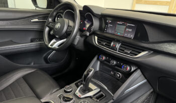 
Alfa Romeo Stelvio 2.2 TD 190CV Q4 full									