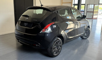 
Lancia Ypsilon 1.0 Gold full									