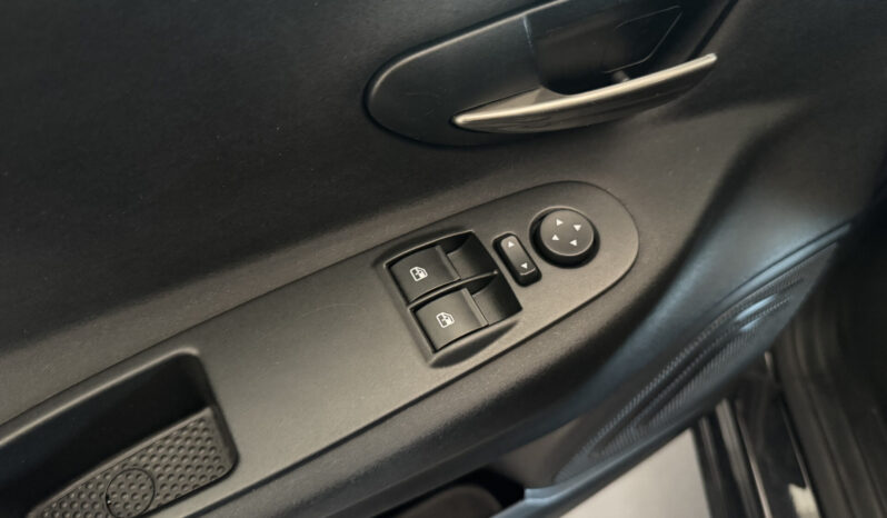 
Lancia Ypsilon 1.0 Gold full									