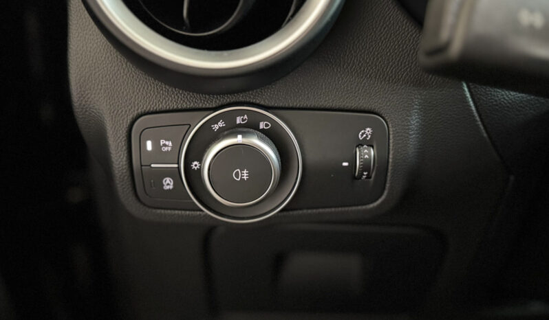 
Alfa Romeo Stelvio 2.2 TD Q4 Sprint full									