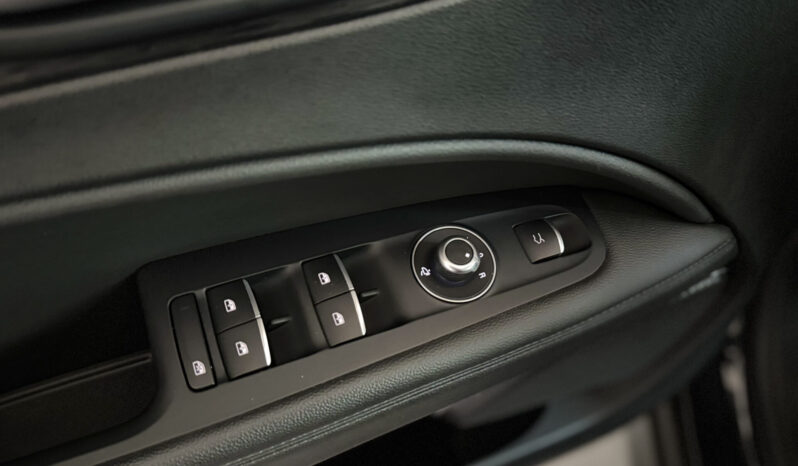 
Alfa Romeo Stelvio 2.2 TD Q4 Sprint full									