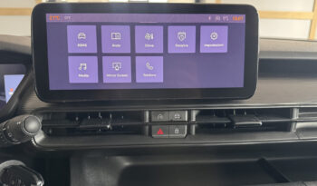 
Jeep Avanger 1.2 Turbo Altitude full									