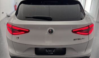 
Alfa Romeo Stelvio 2.2 TD 180CV Q4 full									