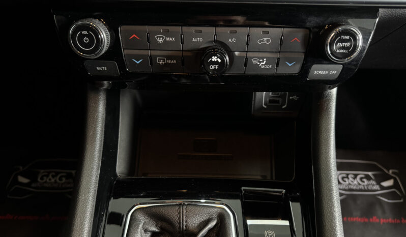 
Jeep Compass Limited 1.6 Mjet 130CV full									