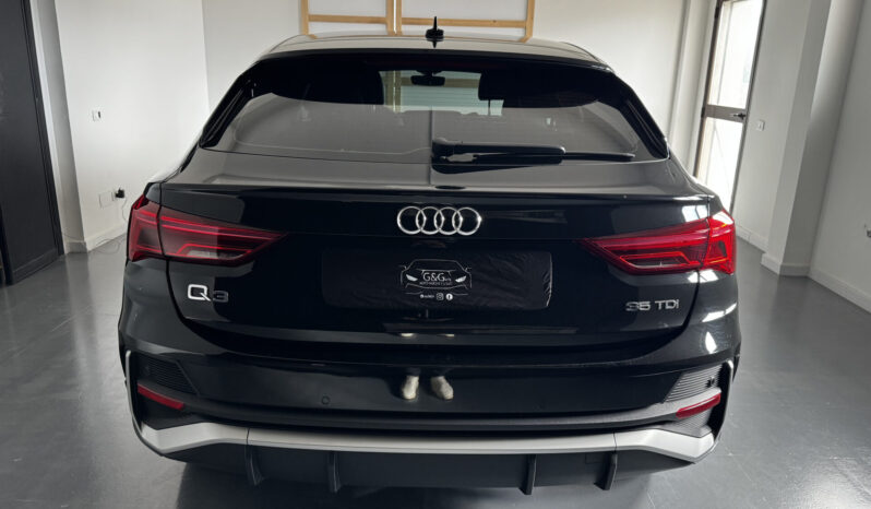 
Audi Q3 SportBack 2.0 TDI 150CV S-Line full									