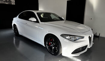 
Alfa Romeo Giulia 2.2 TD 180CV Sport full									