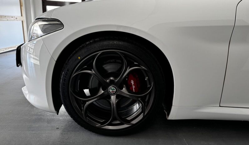 
Alfa Romeo Giulia 2.2 TD 180CV Sport full									