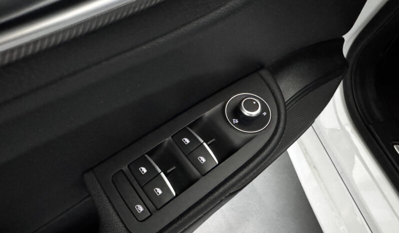 
Alfa Romeo Giulia 2.2 TD 180CV Sport full									