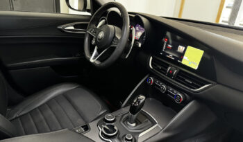 
Alfa Romeo Giulia 2.2 TD 180CV Sport full									